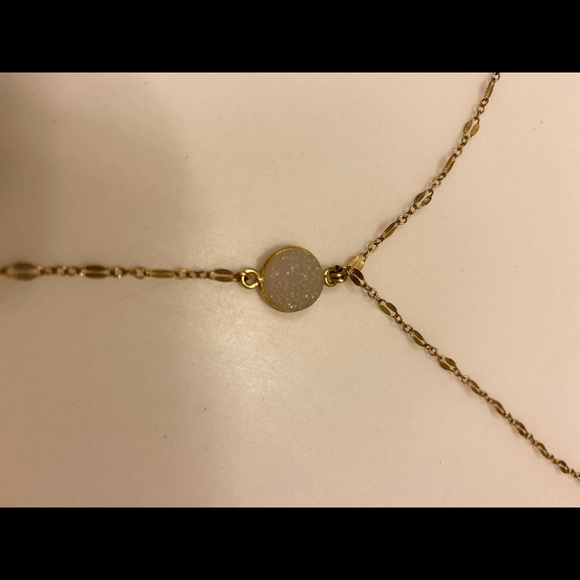 Gold lariat necklace - Picture 3 of 5